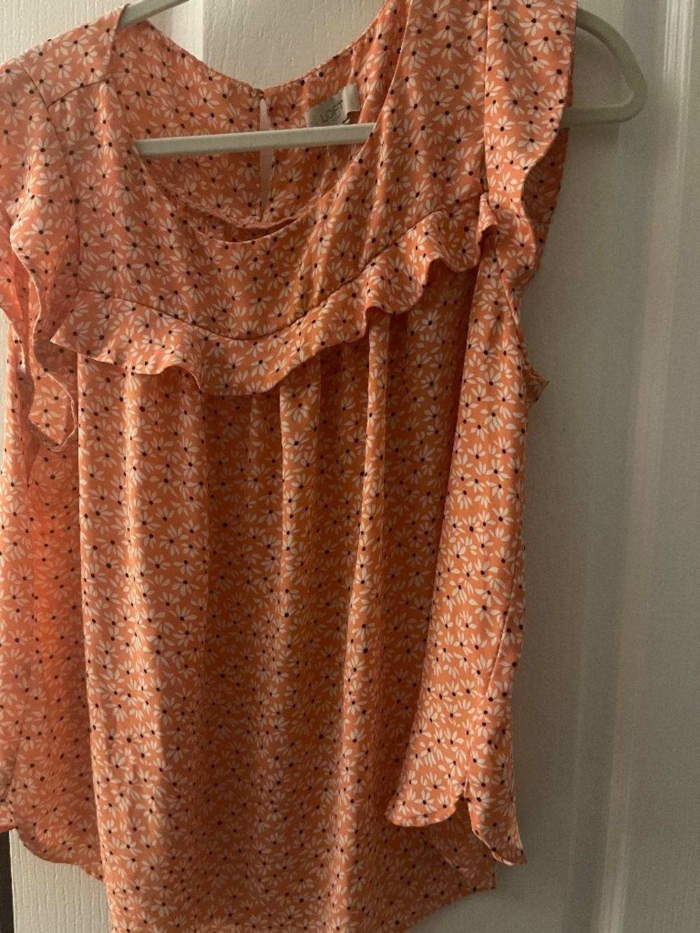 Sleevless tops - lightly used